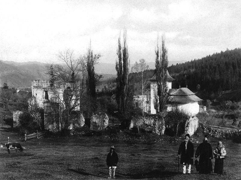 <p>Mănăstirea Hangu la 1900</p>
